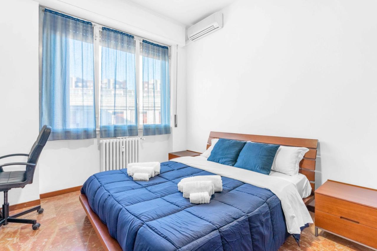 Zona Navigli - Smart House Con Tv 50 E Fast Wifi Apartment Milan Luaran gambar