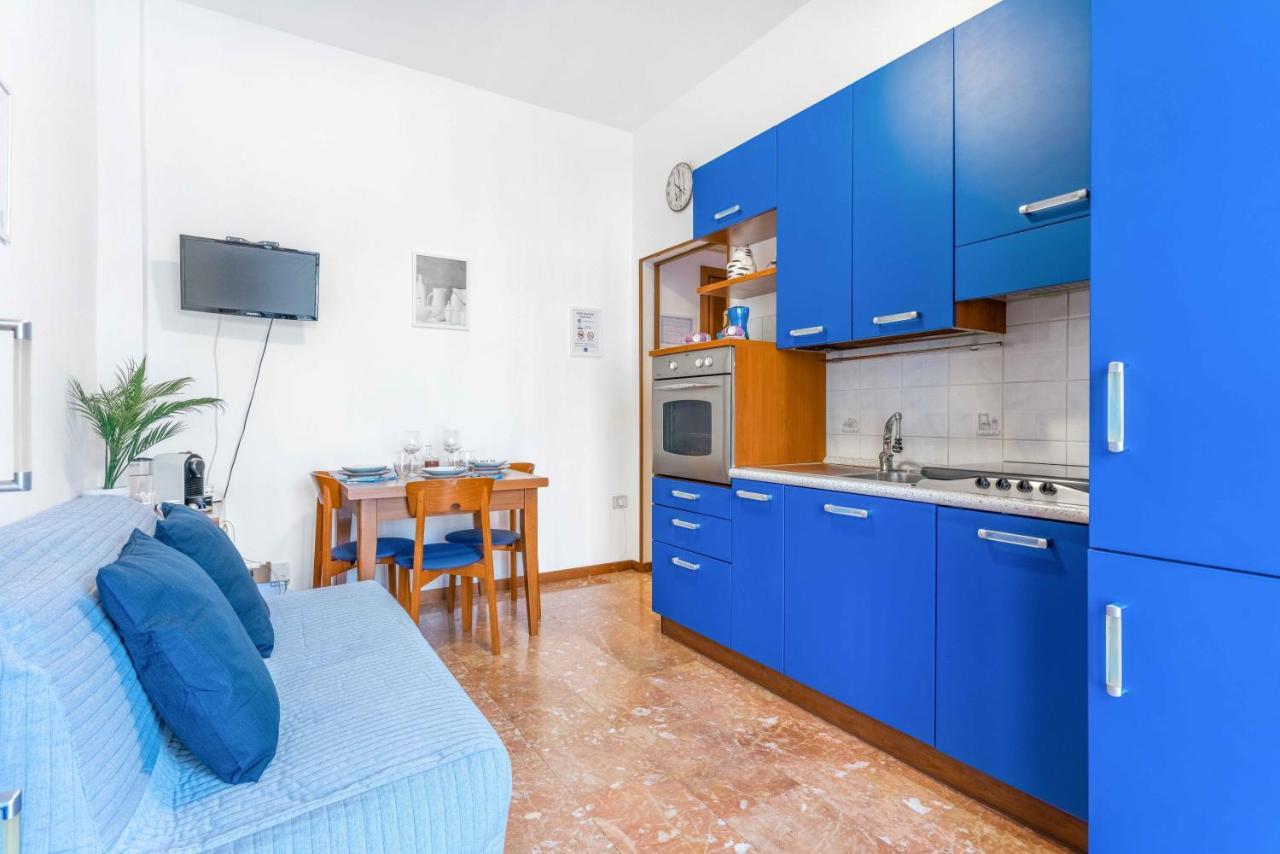 Zona Navigli - Smart House Con Tv 50 E Fast Wifi Apartment Milan Luaran gambar
